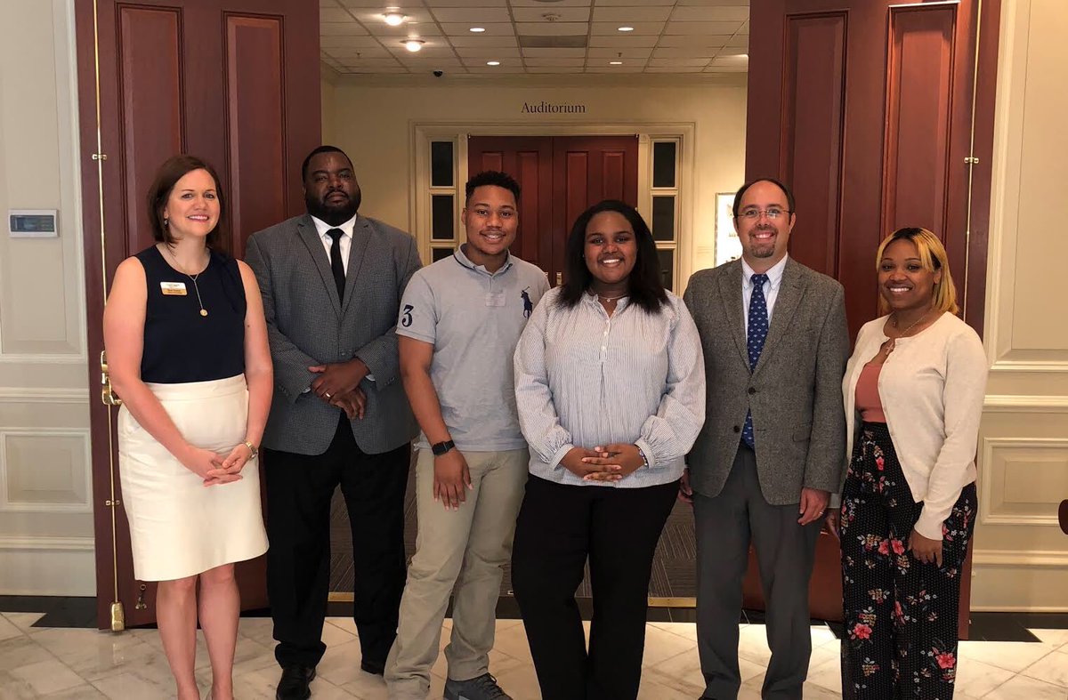 MontrellDaught1's tweet photo. #BofAStudentLeaders @BankofAmerica https://t.co/USzAe3NaOj