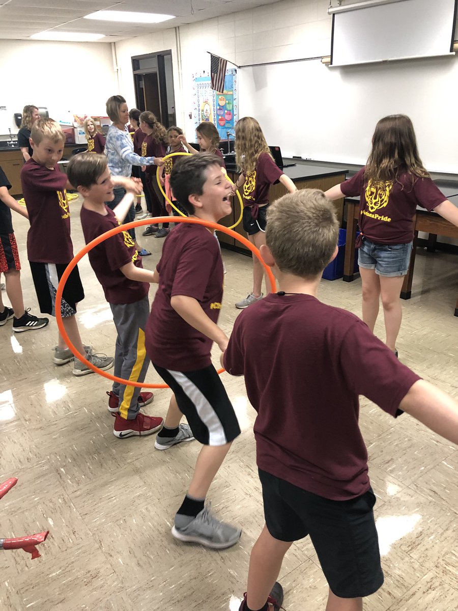 RoneyAndrea's tweet photo. Despite Mother Nature’s attempt to rain us out, our Field Day was an absolute success!  Thanks to the PE teachers for putting together a great day! 😊 #ChelseaPride https://t.co/vw4taOp65A