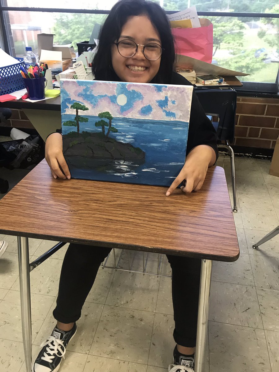 MrsSanchezLMS's tweet photo. Today students had to present their passion projects for their independent reading/study. I was so impressed. We had mixtapes, edits, videos, board games, cakes......we just had it all! #LMSMasterpiece @smgaillard @LexMidSchool https://t.co/v6DH7lzi5L