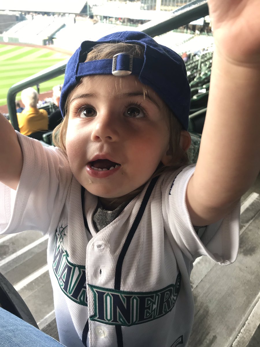 seabecs's tweet photo. #GoMariners #TrueToTheBlue #whereiroot https://t.co/3LpIcJbjNL
