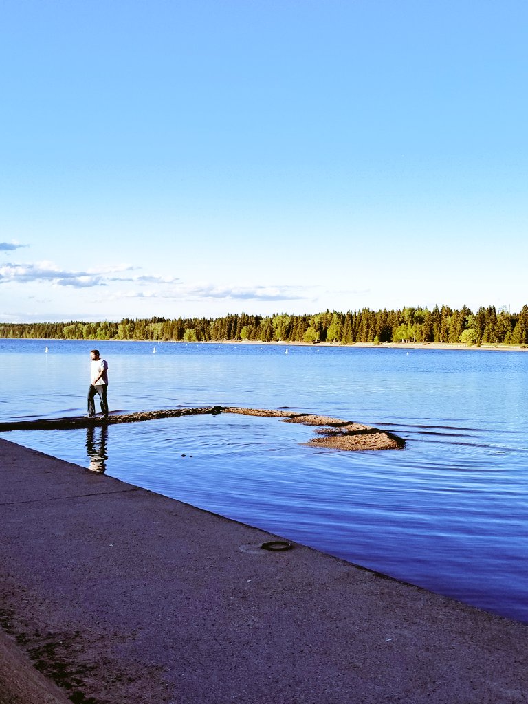 WeBuildSK's tweet photo. SCA staff taking in the local scenery before the big annual conference! #SCASummer @coopsinregina @MeganJaneSK @adthick78 @ElkRidgeResort https://t.co/iTv9nByo2F