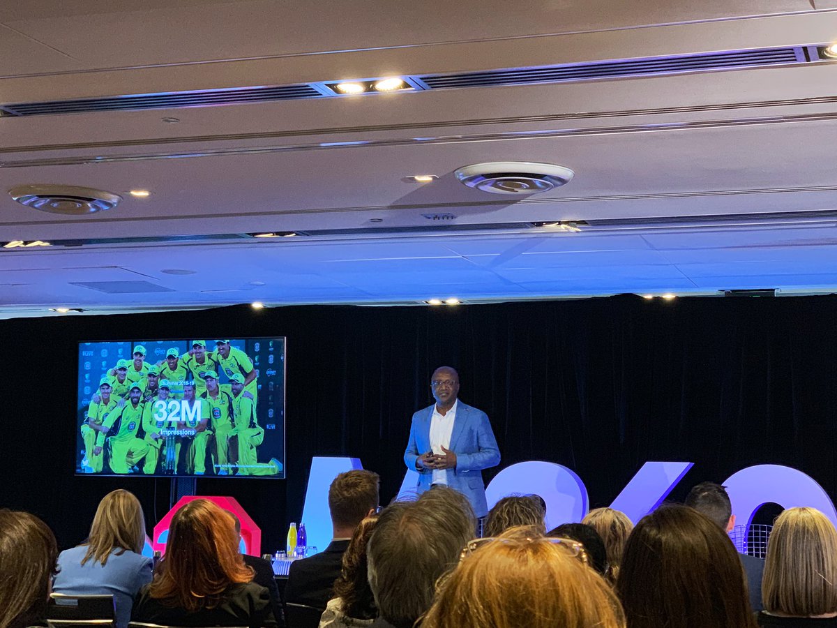 “When content &amp; conversation come together, twitter delivers” ~ <a href="/KayMadati/">KayMadati</a> on moments that matter using Aussie &amp; global sports as examples #M360 #Mumbrella360