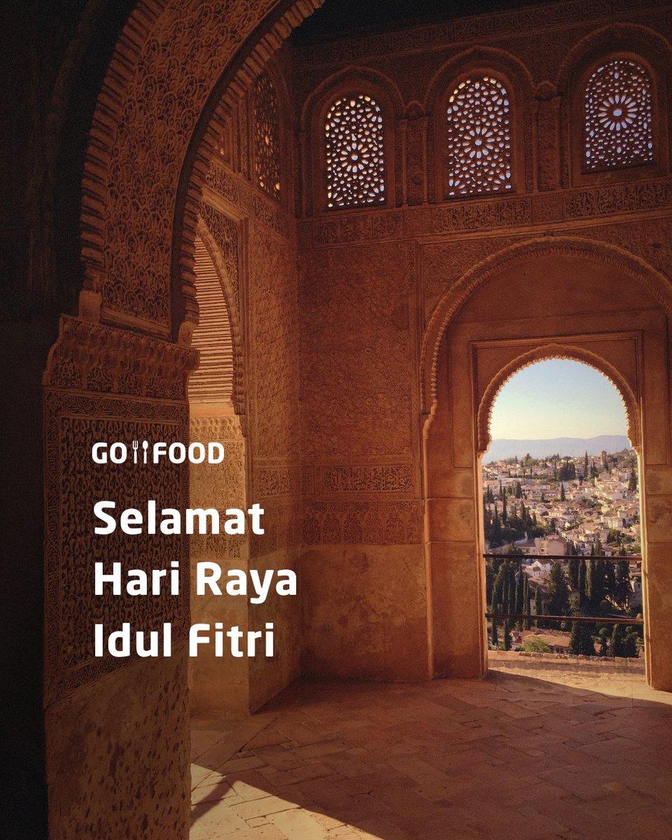 Tim GO-FOOD ingin mengucapkan Minal Aidin Wal Faizin, mohon maaf lahir dan batin. Semoga hari kemenangan ini membawa berkah bagi Anda dan keluarga serta membawa kita semua kembali ke fitrah. Mari kita terus menjadi pribadi yang lebih baik!
