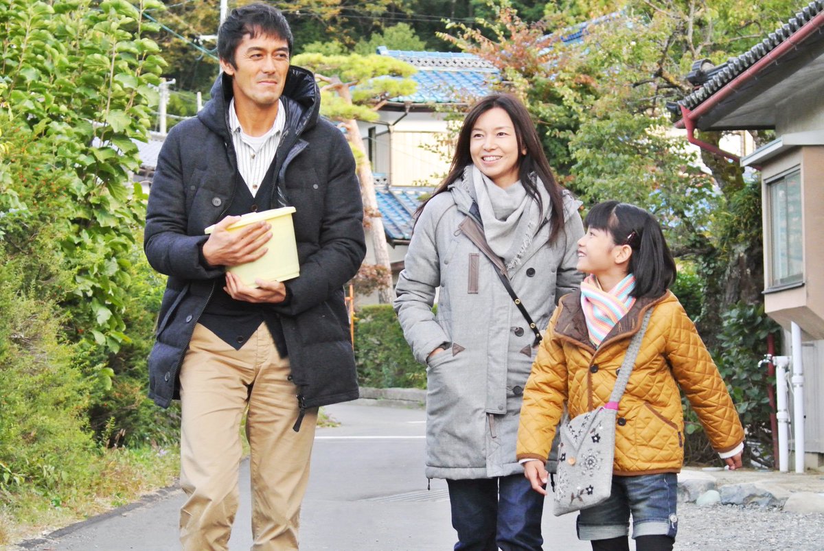 CondorFilm's tweet photo. Hirokazu #KoreEda, c'est une Palme d'Or, un talent tout en délicatesse pour sonder les relations familiales, et c'est aussi...une série TV inédite. #GoingMyHome arrive en France d'ici la fin d'année via @CondorFilm . On vous en dit plus très vite. https://t.co/8mxxMhQt56