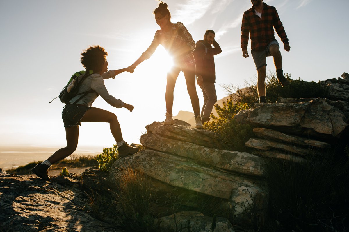Irontreegear's tweet photo. Let's get to the top! ☀️

#ITG #irontreegear #tuesday #tuesdaymotivation #funtuesday #hangingoutwithfriends #hiking #hikingwithfriends #hikingbuddies #hikingadventures #adventuretime #sunshine #sunset #sunsetlover #instagood #instalove #instagram https://t.co/diX23YAS1Z