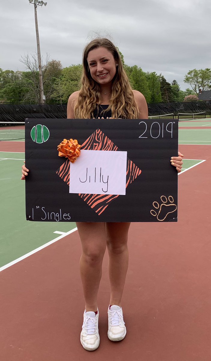 reneepags's tweet photo. @Jillypags07 last THS match today!
She’s had a great ride with a bunch of accomplishments. Looking forward to her continuing her tennis career @FPUniversity 🎾
#senior #captain #recordholder #tigerpride #ontothenextchapter https://t.co/D0RYUHDBd5