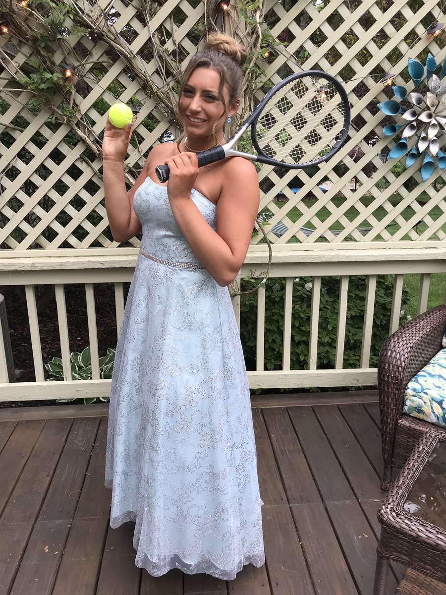 reneepags's tweet photo. @Jillypags07 last THS match today!
She’s had a great ride with a bunch of accomplishments. Looking forward to her continuing her tennis career @FPUniversity 🎾
#senior #captain #recordholder #tigerpride #ontothenextchapter https://t.co/D0RYUHDBd5