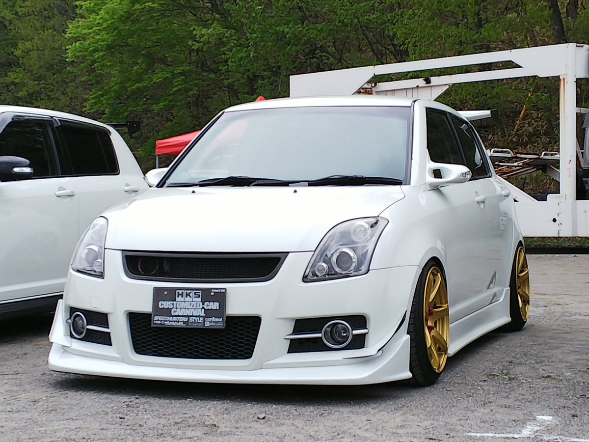 kaworu_11111's tweet image. #SOMT
#SOMT2019

自分的に最初で最後のSOMTお疲れ様でした。
何とか車も間に合って無事に御披露目できました。
現地は13℃しか無く寒い１日でしたが、760台超えのスイフトが集まる一大イベントになり運営の皆様お疲れ様でした。