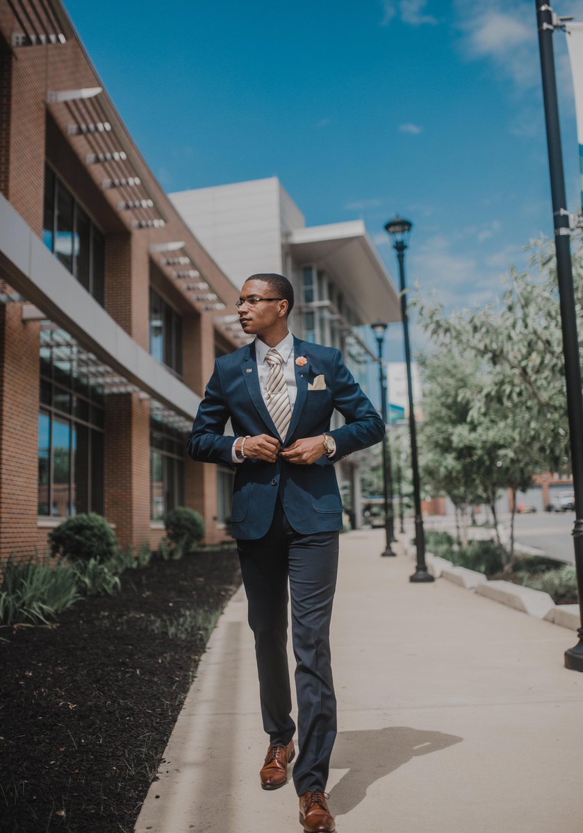 _topbrand's tweet photo. Created the life my past doubted I would have🥂  #KQB19 
•
•
📸: @Heytobs https://t.co/EnxDYtXBns