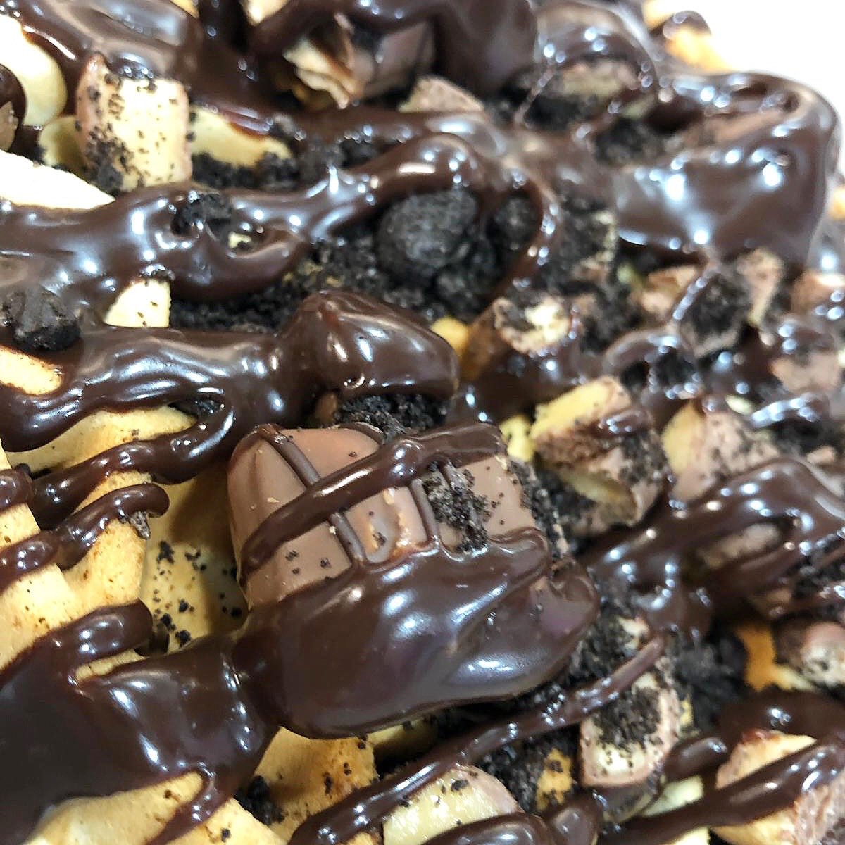 sweetshack__'s tweet photo. 🍓💖🍫 ⠀⠀⠀⠀⠀⠀⠀⠀ ⠀⠀⠀⠀⠀⠀⠀⠀⠀ ⠀⠀⠀⠀⠀⠀⠀⠀⠀
Sweet Shack OPEN FROM 12-9PM 7 DAYS A WEEK (DELIVERIES ONLY AFTER 3) 🍦🍦🍦🍦
Please phone 01563 - 257171 or visit https://t.co/QE73TDlNMC
Waffles, milkshakes, RENALDOS Icecream, chocolate strawberries, sundaes&amp; more. https://t.co/VAkBU7XGkW