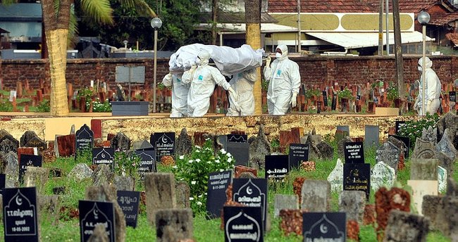Hindistan'ın Kerala eyaletinde 23 yaşındaki bir gençte Nipah virüsü tespit edilmesi üzerine bu kişiyle son 2 haftadan fazla süredir görüşen 311 kişi tıbbi gözetim altına alındı