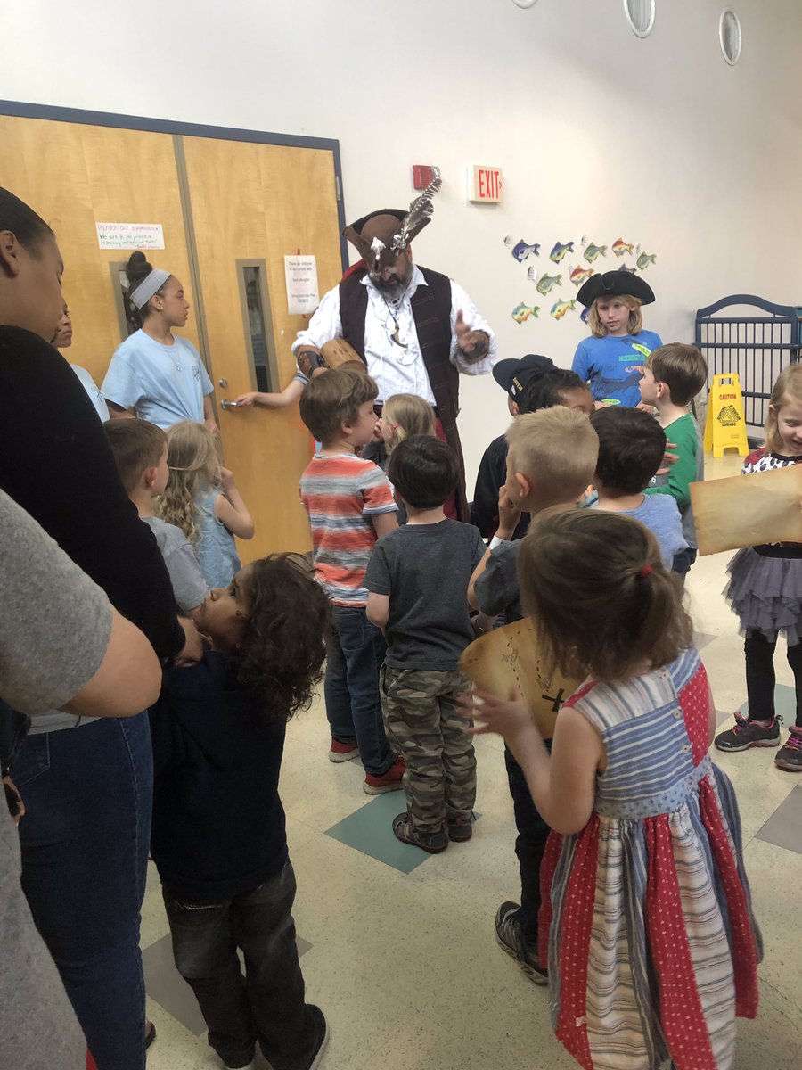 SPS_BatesLIT's tweet photo. Ahoy Incoming Kindergarteners! Welcome to Bates! @sps_bates https://t.co/YiaqZrlChF