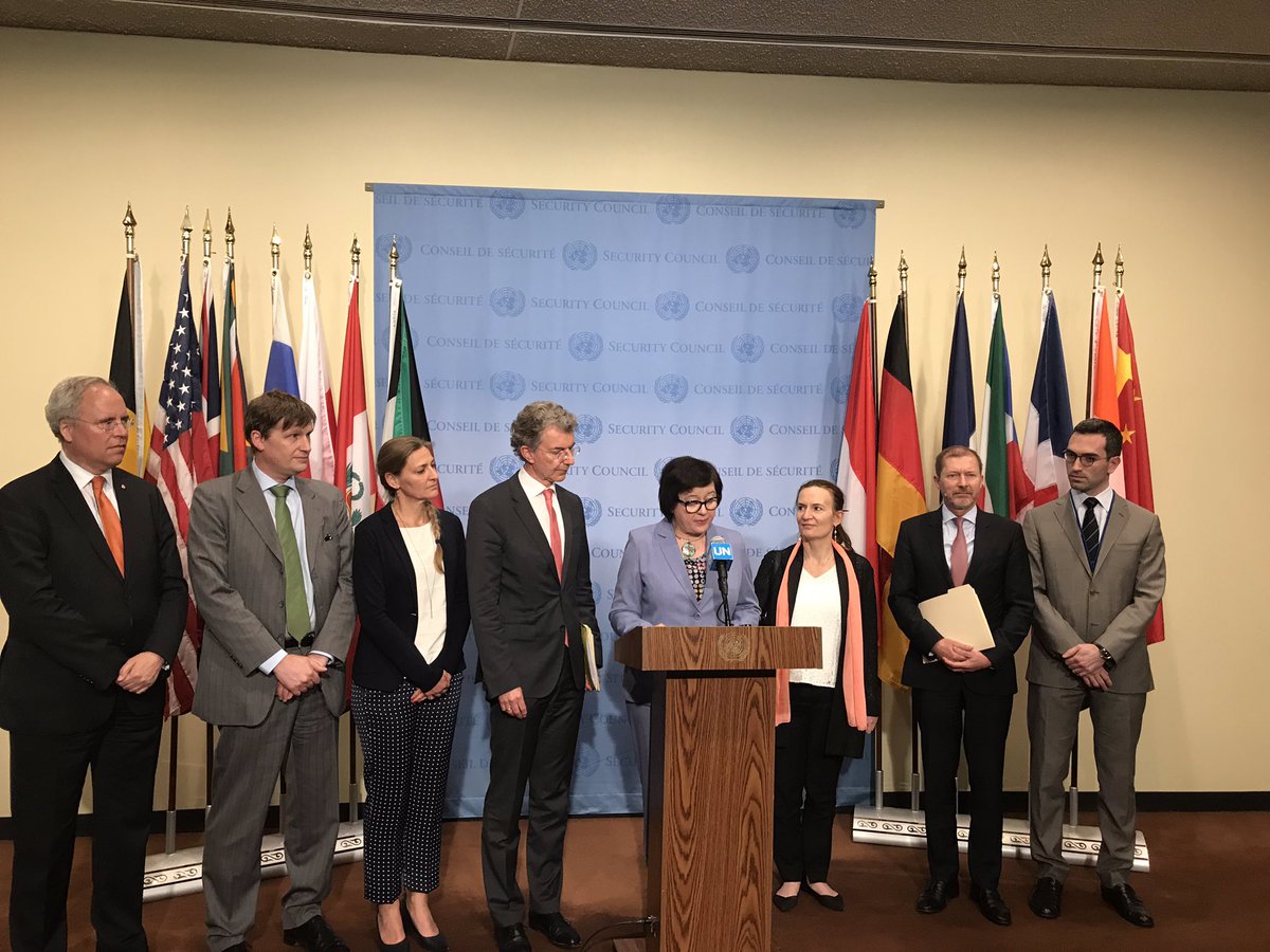 PLinUN's tweet photo. Joint #EU8 🇪🇺 press stakeout on #Sudan 🇸🇩 after #UNSC consultations on the recent developments in the country: We support the people of Sudan in search for an agreed & orderly transition, led by #civilians, & for them to establish the conditions for free & fair elections.
#PLUNSC https://t.co/EBSBOH9yp4