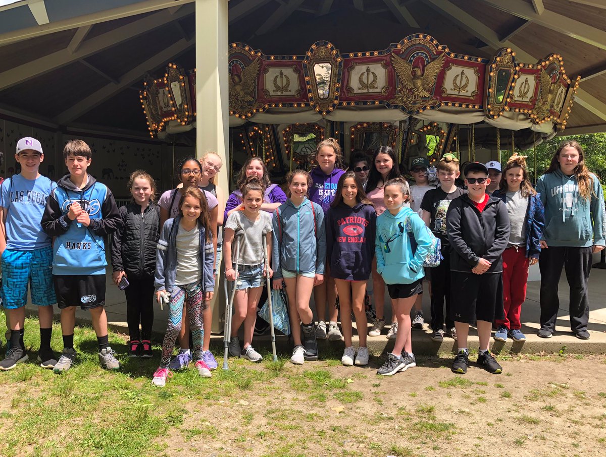 Great day at Buttonwood Park Zoo!
#6Purplerocks #NMSLancersLEAD