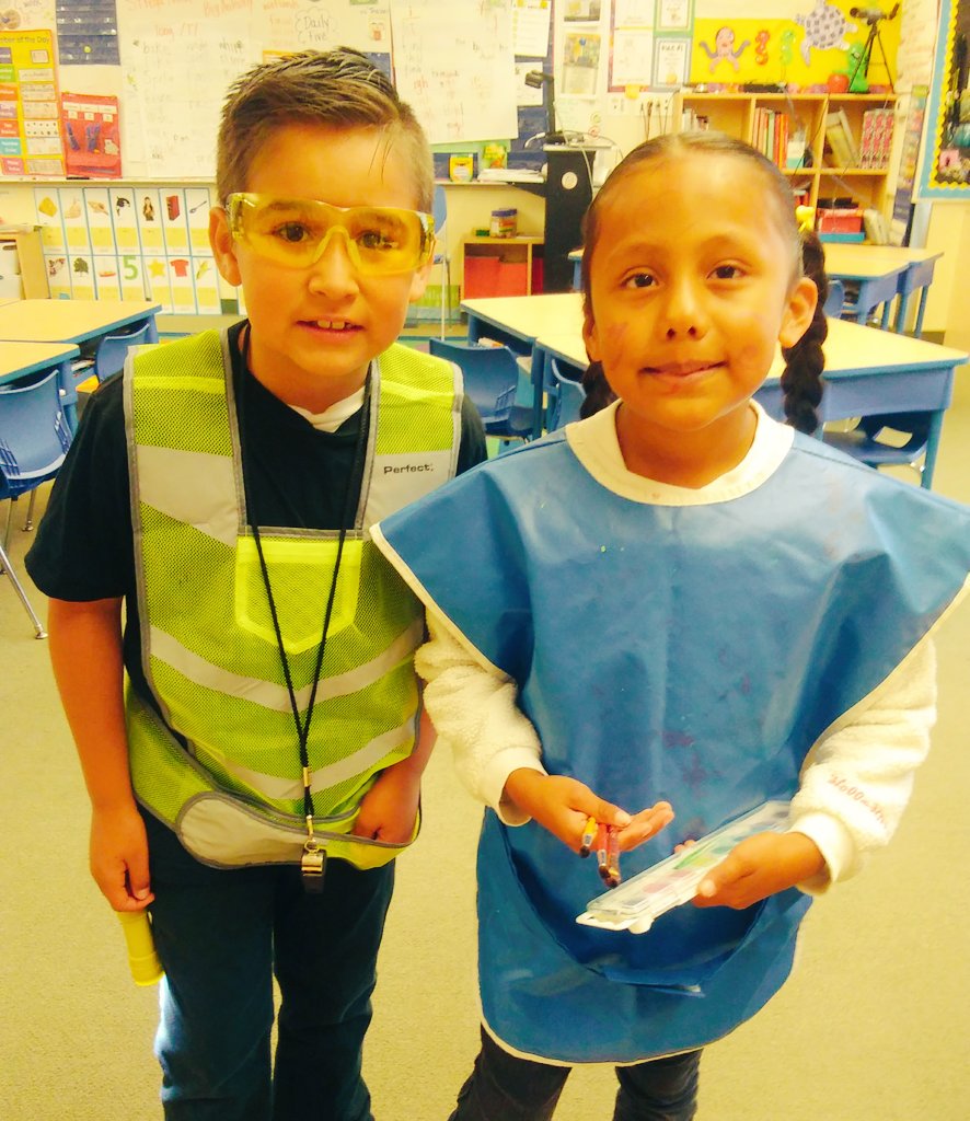 aguilar_1st's tweet image. Thank you to all the presenters that came to Career Day @3Rscholars. We learned so much. #SPCAmc #BragaFresh #CCVNAHOSPICE