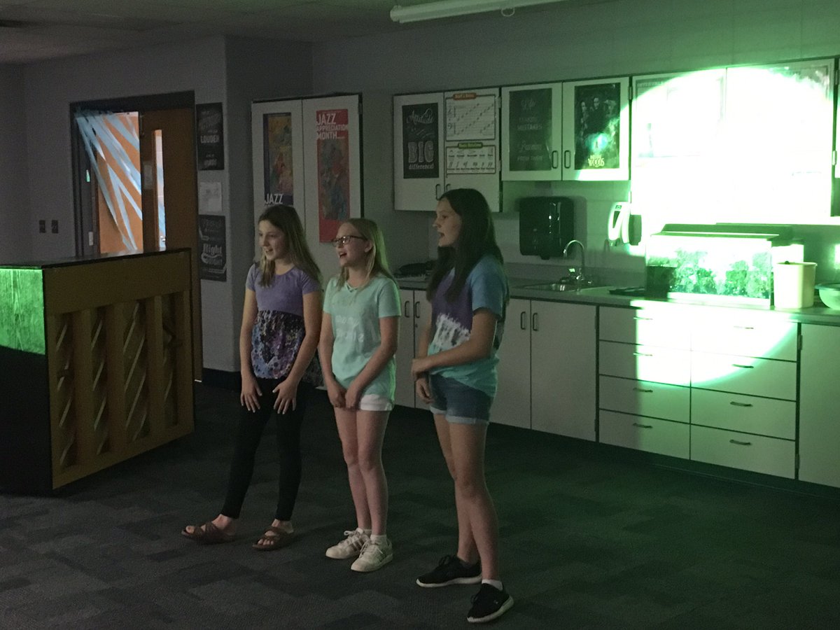 wernimused's tweet photo. 6th graders did such an excellent job during “The Voice - Merton Edition” yesterday! Proud of them!
#proudchoirteacher
#musicmatters https://t.co/561Ggm6RMH