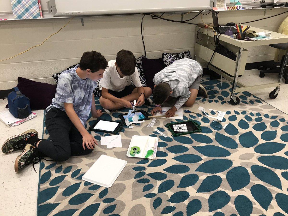 Jen_McMath's tweet image. So we are building our balloon-powered nano rovers in celebration of Space Day. Whose rover will surpass all others?  Stay tuned.  @lcpsfarmwell #FSMSspaceday