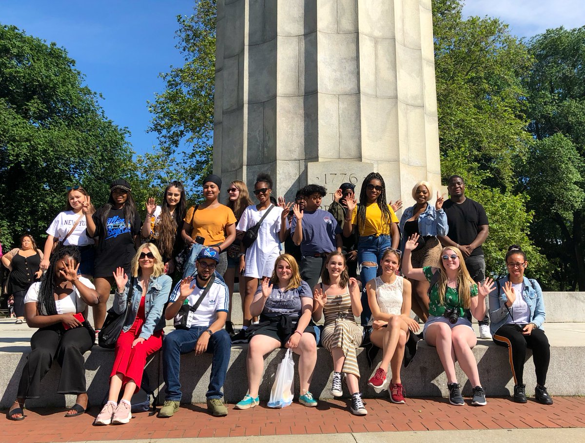 dmuleicester's tweet photo. Weโre now in Brooklyn at Washington Park in front of The Prison Ship Martyrsโ Monument which commemorates American prisoners of war who died aboard British ships during the American Revolutionary War ๐บ๐ธ #DMUglobal #DMUfreedom https://t.co/mC9RXIU4Lu