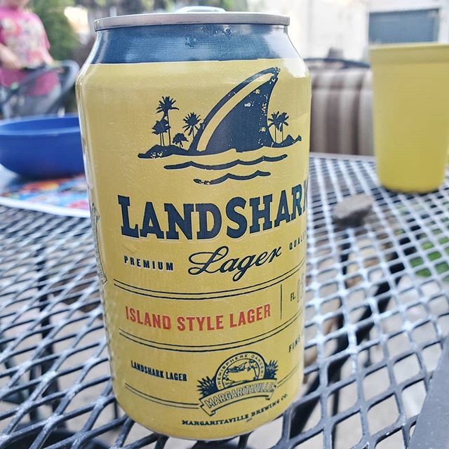 MKWBbyMarissa's tweet photo. Mommy's shark, doo doo doo doo doo doo... 🦈🍺
.
.
#mommyshark #landshark #momblog #momlife #momlifeisthebestlife #momlifebelike #momliferocks #motherhood #momlifeisthebest #momlifebestlife #mom #momlifebalance #momlifeyo #motherhoodunplugged #momlifer… https://t.co/YafyN65tJL https://t.co/W4xEOJzxz3