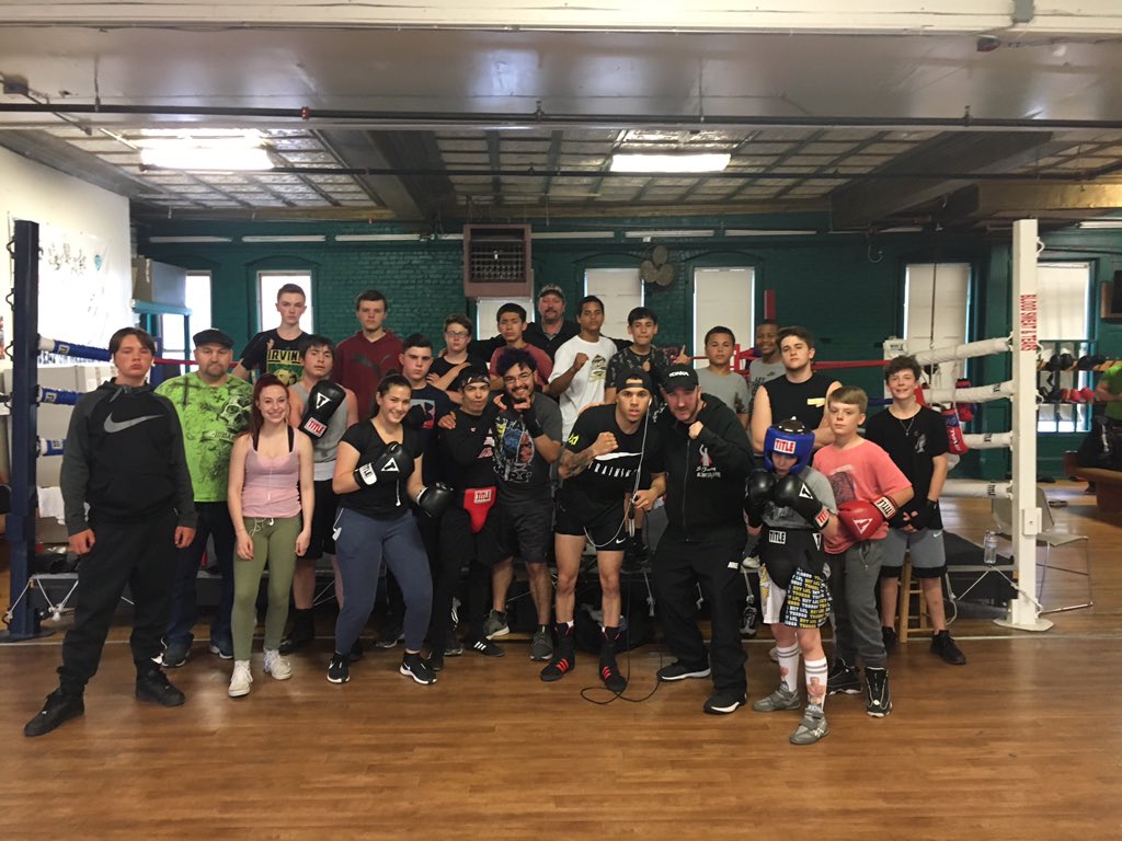 HaverhillBoxing's tweet photo. What a team and what a family. Rise together. #HICB#         “Fighting to Make a Difference” https://t.co/M9sRtQkI8c