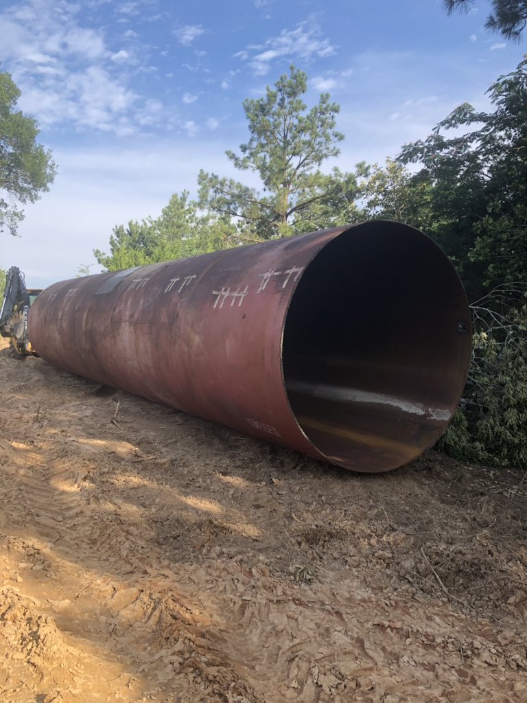 wadestanford's tweet image. Getting closer to a permanent fix to our road problem🤓 #RuralLife #RoadProblems #BigHoleInTheGround #EvilKnievel