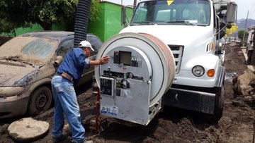 View image on Twitter