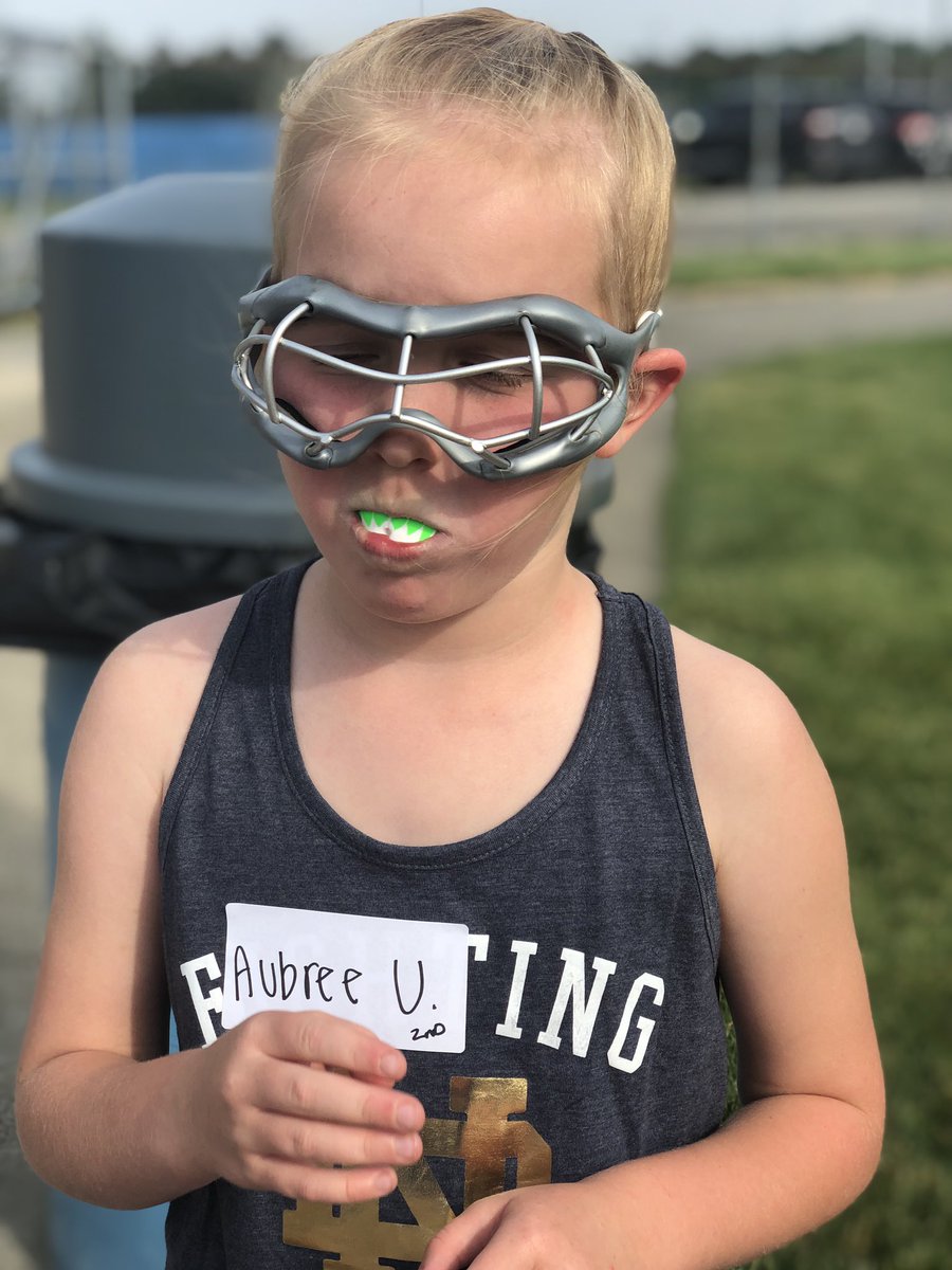 coleuzu's tweet photo. One step closer to completing her bucket list of trying every sport!!! Lacrosse for the #win. She loved it and can’t wait to go back tomorrow and join a league! #futuredefender #newsportformomtolearn #loveherheart #competiondrivesher #beingthebestsbecanbe @yetiuzu29 https://t.co/faAH21tU7H