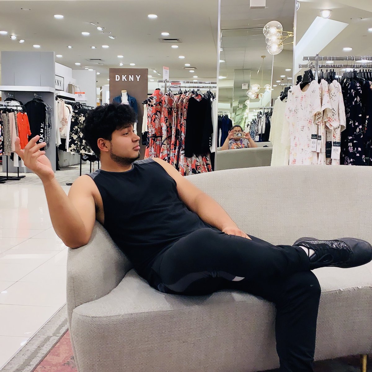 moisesperdomo7's tweet image. Yo esperando que mi vida cambie jajaja