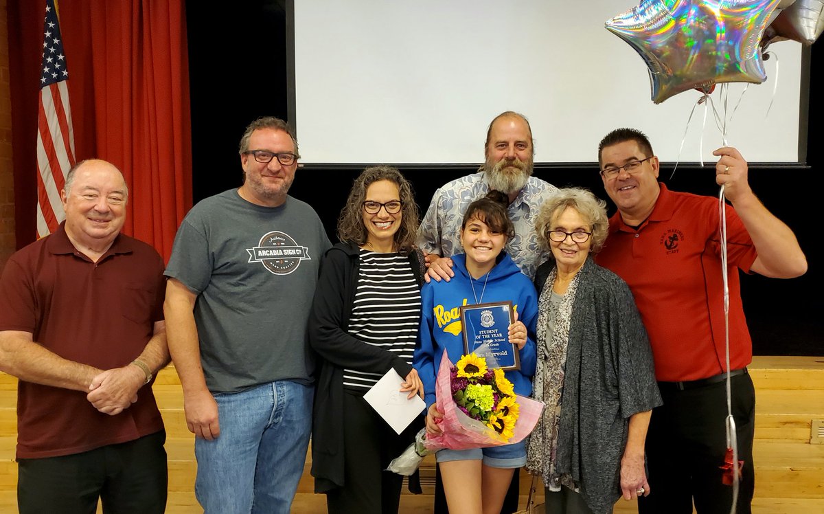 mhoffmanausd's tweet photo. Congratulations to this amazing young lady who received the 6th grade Rotary award today! Well deserved all-around! @Dana_Mariners #rotaryaward https://t.co/XIxJRXCnWx