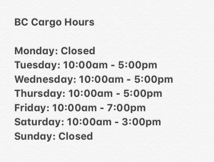 Me, Austin, and Johan have a vintage clothing store in a small marketplace in Battle Creek. Starting tomorrow we’re also gonna be running a taco stand by Torti Taco. So come check us out if you haven’t already and eat some tacos. 🌮👕😎🤘🏽