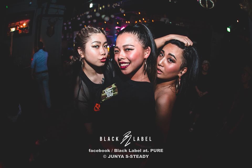 Black_Label06's tweet photo. 毎週火曜日開催!!!!
#black_label #b_l_o
@pure_osaka 
.
party snap
facebookから見れます!!!!
火曜日は是非PUREへお越しください🙇
.
https://t.co/gvxUYRaDD1
.
#junya_photo https://t.co/sTIlgXr8LG