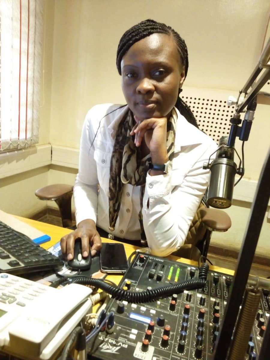 Msikilize Mungu na skia sauti yake.Mic Check!!!Waambaje na hali swahiba?Karibu tuabiri meli ya #Mixedlavors pamoja.Swali la biblia:Nabii gani alimwambia Baraka kushinda Sisera na jeshi la Jabin?
sms line 21967 Twitter <a href="/BHusema/">Biblia Husema 96.7fm</a> <a href="/DynahNdenga/">Call Her Dee</a>