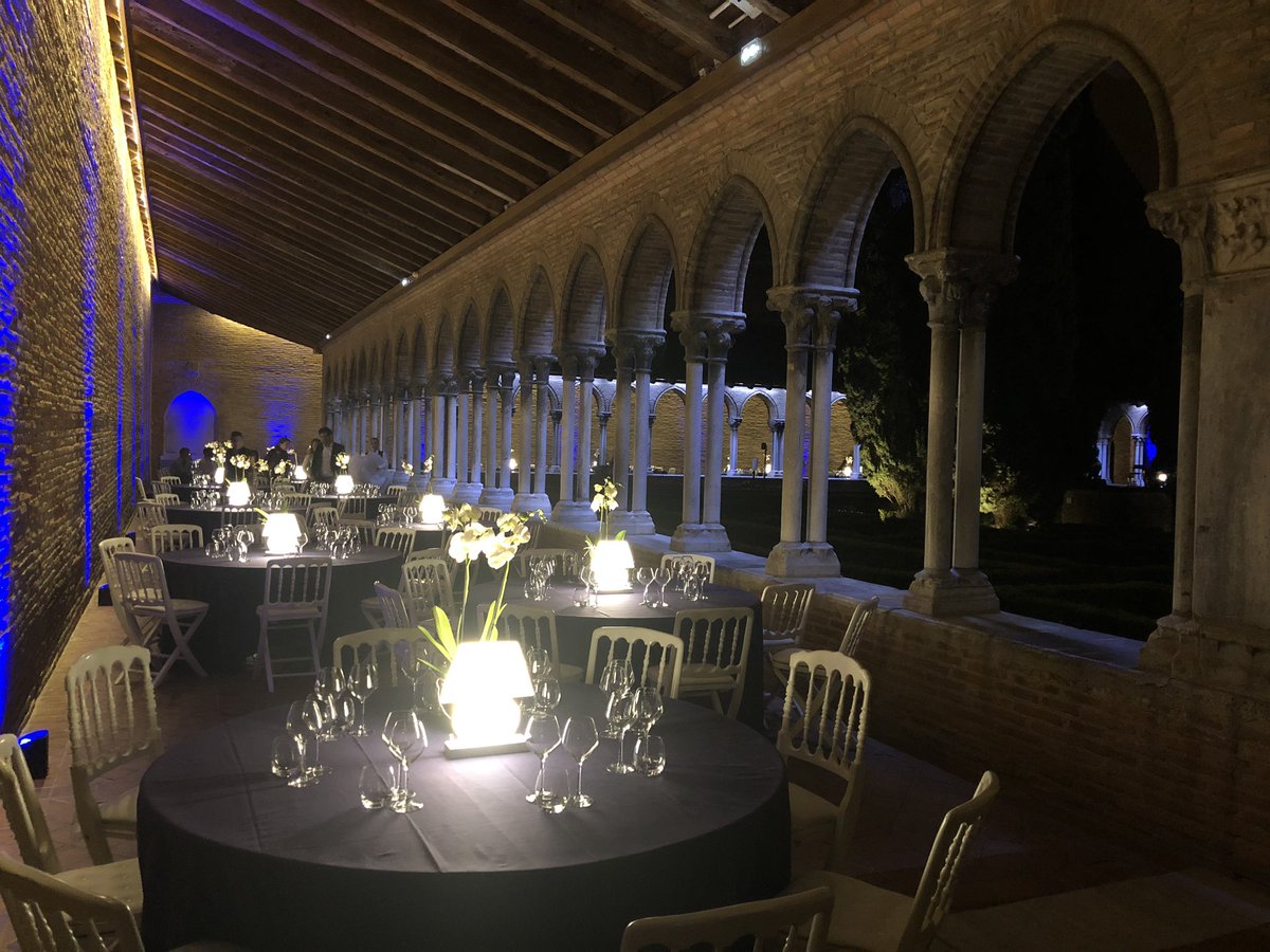 SPACEtoPERFORM's tweet photo. Fantastic ESA banquet evening in the wonderful Cloitre des Jaocobins, Toulouse. #SmartSpace2019 #NewSpace Thanks to @ESAbusinessapps @ESABA_ScotNI @nick_appleyard https://t.co/0xiLfvImv2