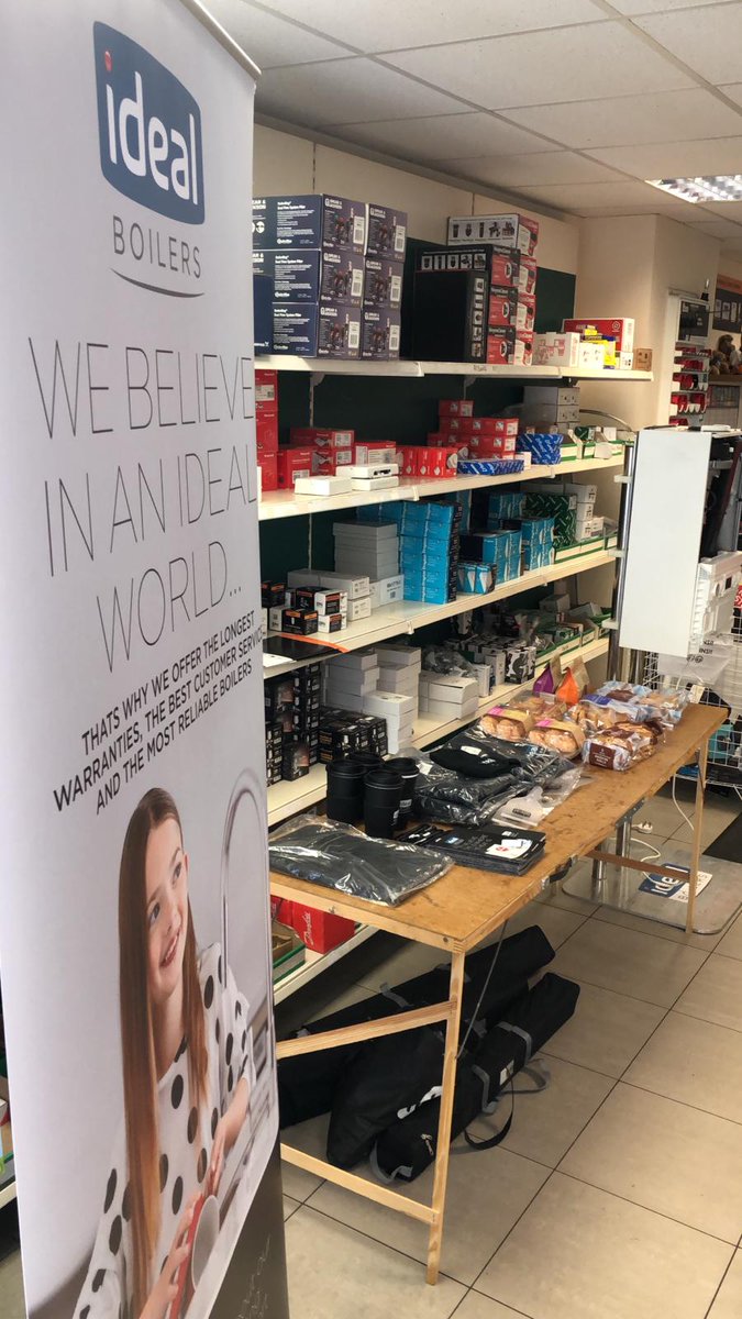 totalplumbinguk's tweet photo. All systems go with @Ideal_Claire from @IdealBoilers at our #Axminster branch as part of our #JoyfullJune trade morning month 😀
If your in the area then pop in for a 🍩 + ☕ and chat about their range of boilers 👍 https://t.co/aUbsvAncZ3