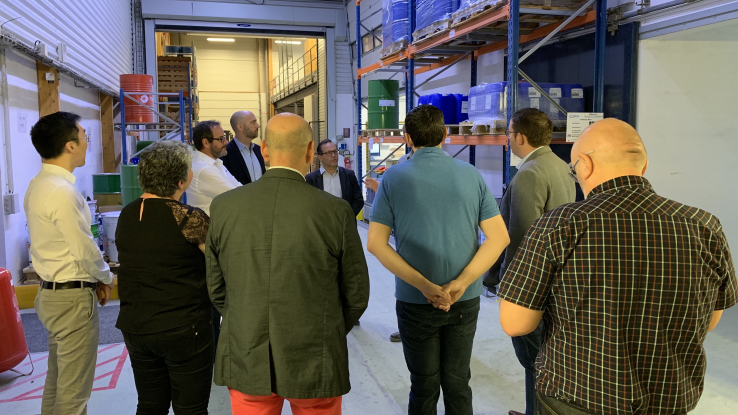 agence_api's tweet photo. [#RunInnov] Sept finalistes représenteront la @sarthefr ce soir lors des Trophées #RunInnov à @Stereoluxnantes. Ils ont été dévoilés hier chez #Fimor à l’occasion du #Printempsdelinnovation. Découvrez-les ce matin dans le #FILAPI 👉 https://t.co/7bKKjY8G0E https://t.co/Bar2gXFRGo
