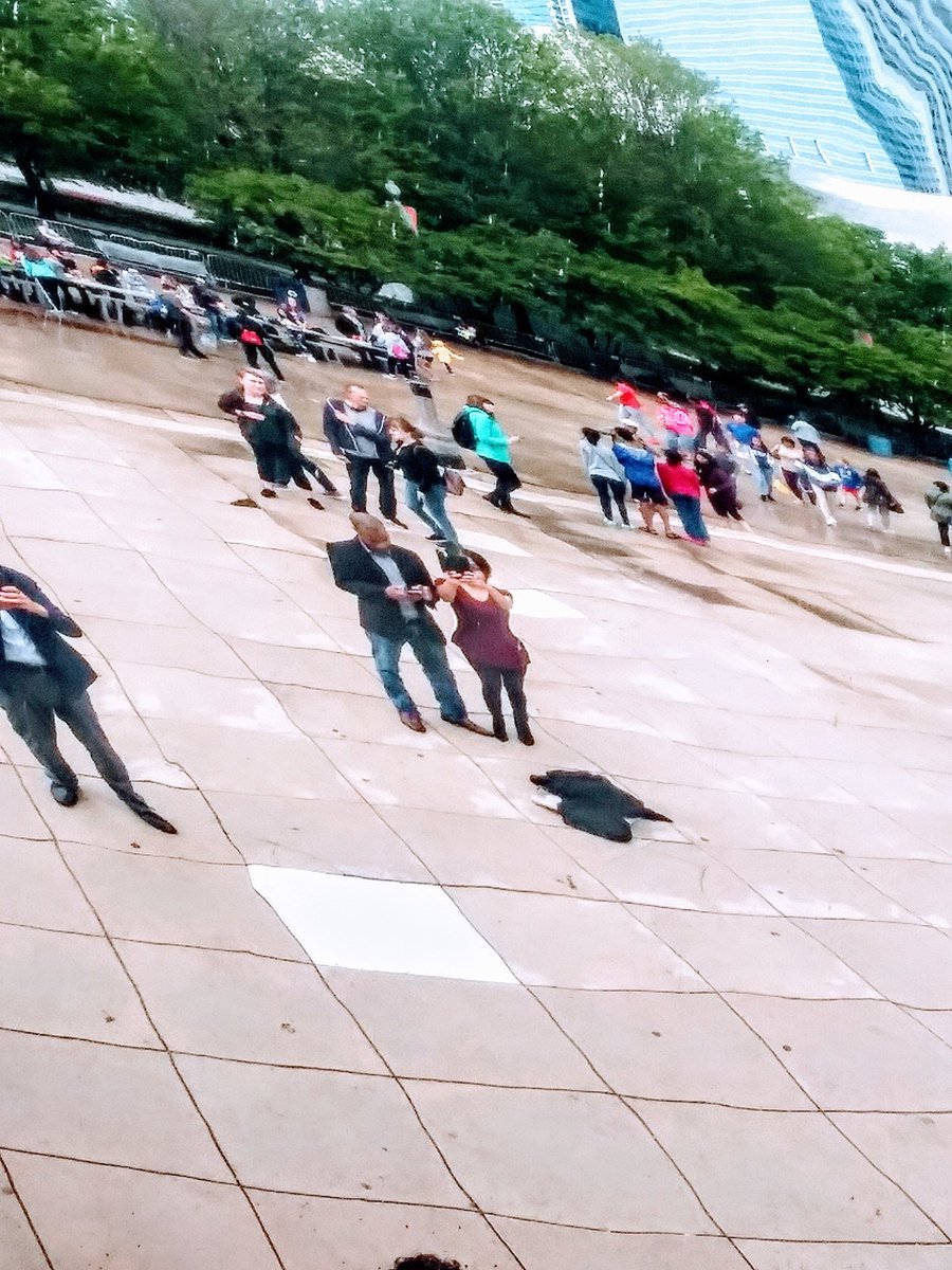 carmart03's tweet photo. After our appointment, Marcus and I decided to stroll down Millenium Park and enjoy the sights 🤗😍 Just US at the bean  💏❤

#lovewhatwedo #business #onthemove #powercouple #chitown #MilleniumPark #thebean #tradition #loveourcity https://t.co/fHLngIrK05