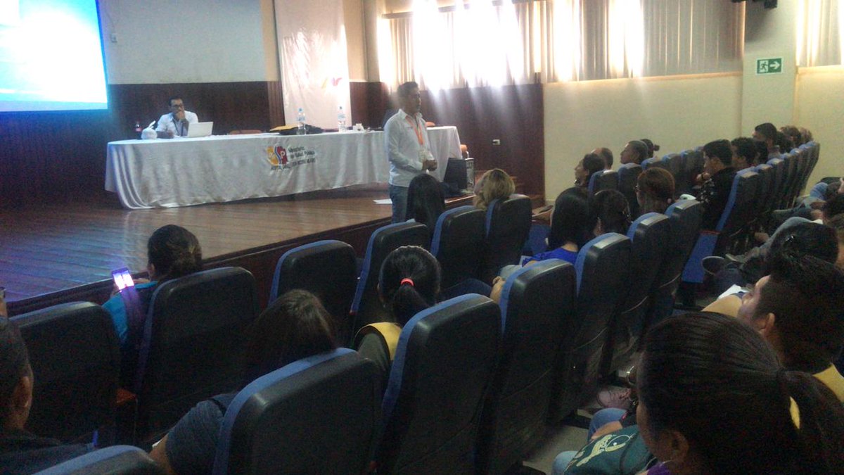 CNTAPSECUADOR's tweet photo. Presidente Nacional de #CNTAPS @DANNYCHOEZM Participó en Taller de seguimiento del proyecto de intervención de profesionales #TAPS de la @Salud_CZ5 donde se enfatizó la importancia del trabajo conjunto y el apoyo que tienen de los tutores en territorio.
@Salud_Ec 
@CPCCS https://t.co/XpzOv2oyfb