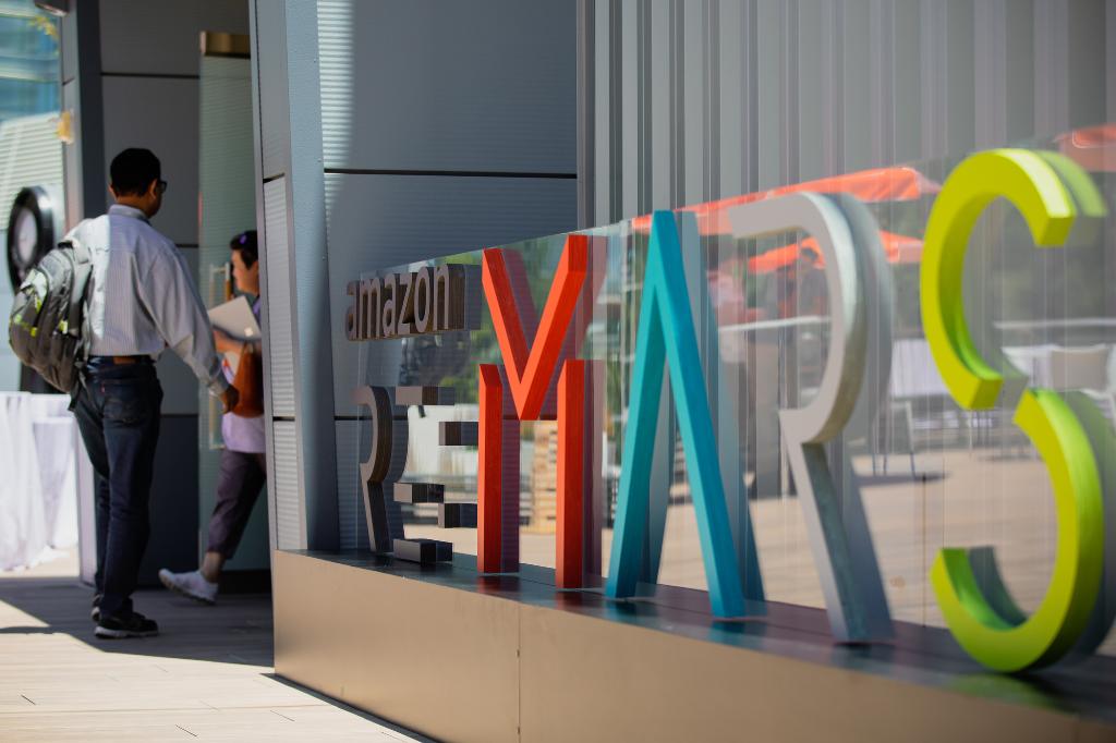 AmazonreMARS's tweet photo. We built the Starship Enterprise computer, heard #IronMan speak, and saw Spot the robotic dog. Catch up on today's #reMARS highlights: https://t.co/ZvCPwGUHqj https://t.co/DEF70NfOtf