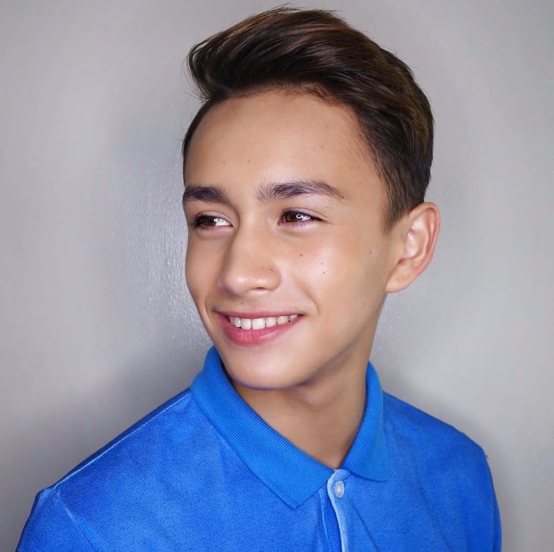 bitchywitch777's tweet photo. Haters don't hate you. They hate themselves because you're a reflection of what they wish to be. 😉😘  Ang pogiiiiii!

@tanredroncal https://t.co/mS46tjwbCW