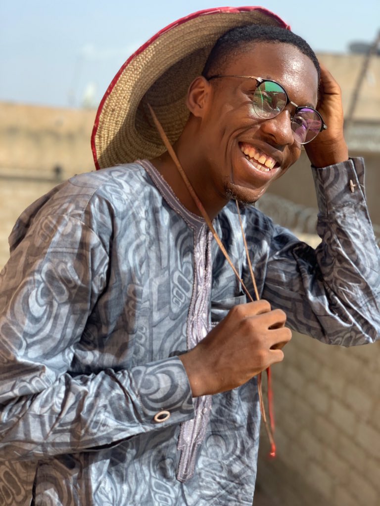 KingSaka__'s tweet photo. We don’t rise to the level of our expectations. We fall to the level of our training. #eidmubarak2019 #EidAlFitr #EidWithLuv #EidAlFitr2019 #likes4likes #RetweeetPlease https://t.co/B5q1DKgFZN