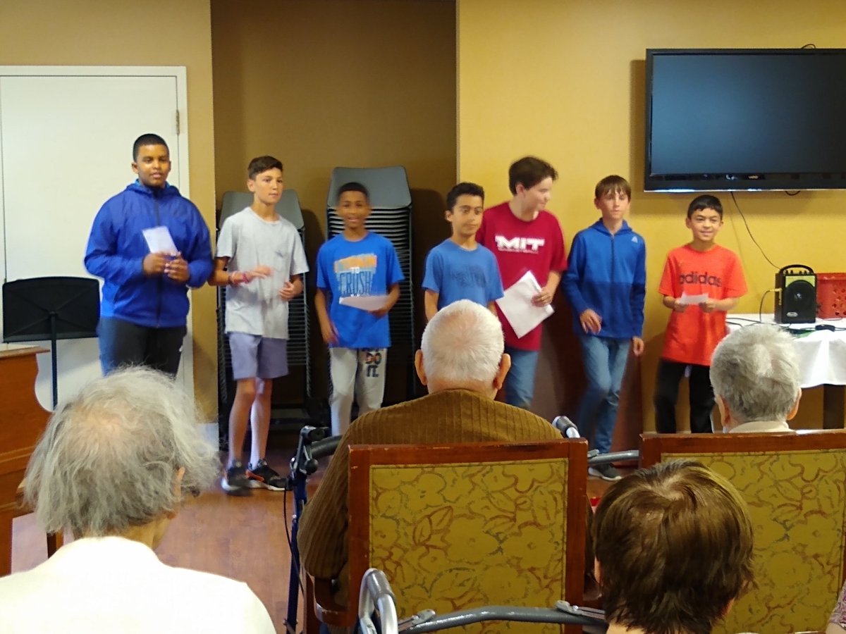 nikkikatkins's tweet photo. Gr. 5 entertained our senior buddies at our annual Senior Center Variety Show...from musicians to magicians...dancers to divas! @brimmerandmay #communityservice #developempathy https://t.co/9baA3oLBMF