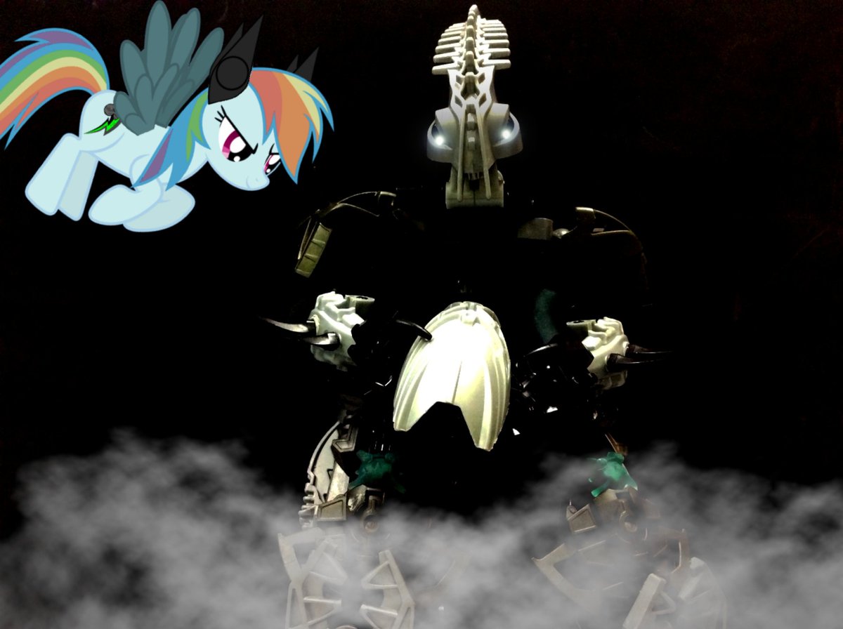 Shelton20_Jack's tweet photo. @PurpleRoselyn it appears that Rainbine has her sight on The Mask Of Life That Aleizter Razer is Holding #Rainbine #Mlp #Lego #Bionicle #AleizterRazer #MaskOfLife https://t.co/Z32yX07JDS