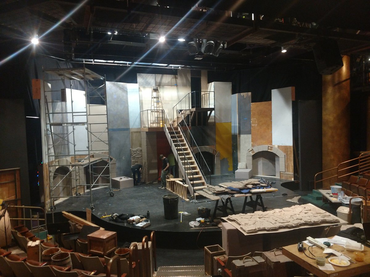 RealLiveTheater's tweet image. It's #LoadIn time for #ManofLaMancha! This show is going to be something truly special. 
Information about the amazing cast and crew is on our website: harlequinproductions.org/show/man-of-la…