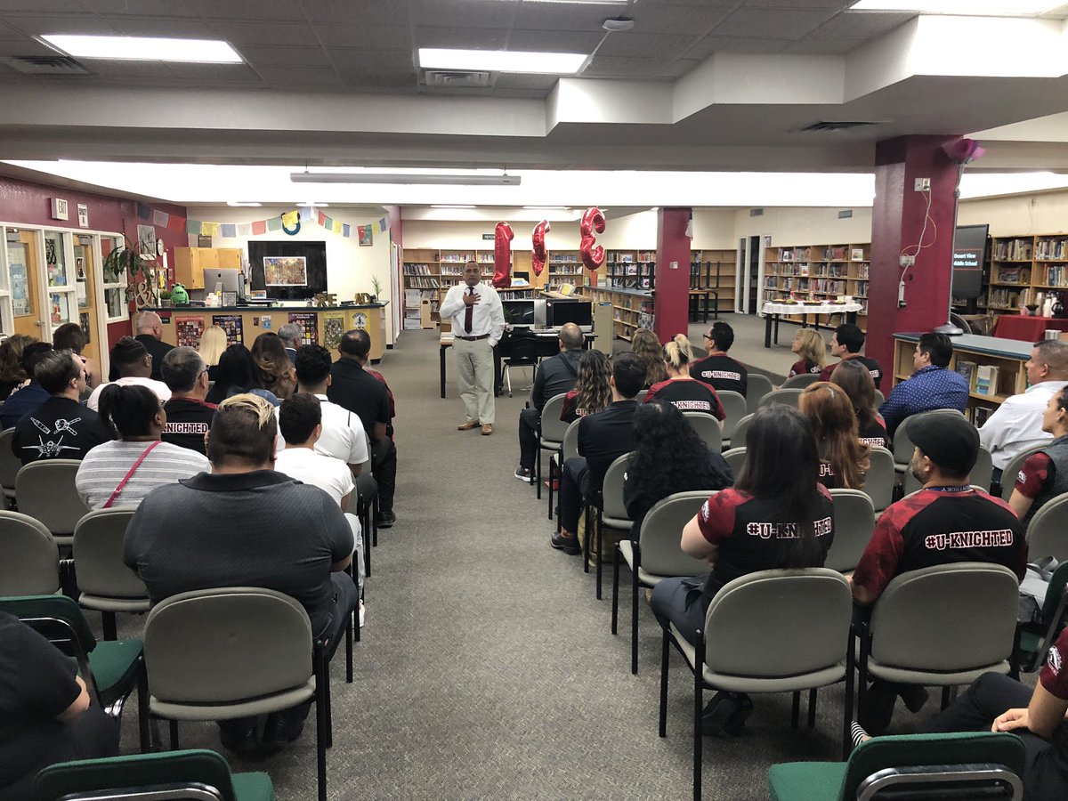 MaryAnnOlivas66's tweet photo. I was honored to welcome Mr. Javier Salgado to the Kingdom of 8 today! You are going to love the Desert View Family! They are VERY special and I know wonderful things will continue to happen there!❤️#DVMS143 #DVMSPROUD #KingdomOf8 @catherinedoc12 @Nick_Carrillo27 https://t.co/DwXpJH86s4