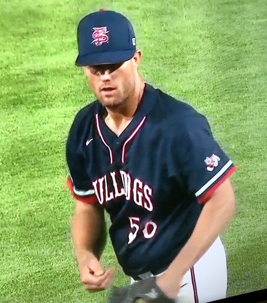 humboldtcrabs's tweet photo. Great effort Fresno State Bulldogs and former Crabs Ryan Sullivan and McCarthy Tatum! We were watching and rooting for you. #lifeasacrab @mccarthytatum22 https://t.co/4AajJ0mMmG