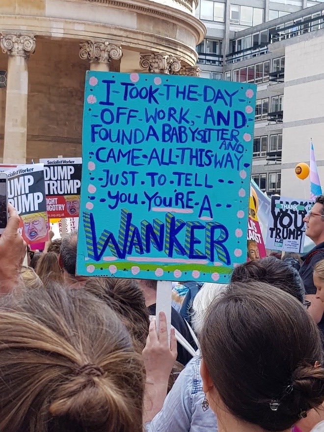 RealStrongy's tweet photo. 🇬🇧 #TrumpUKVisit

🇬🇧 #POTUSinUK https://t.co/bYpa1OKJvZ