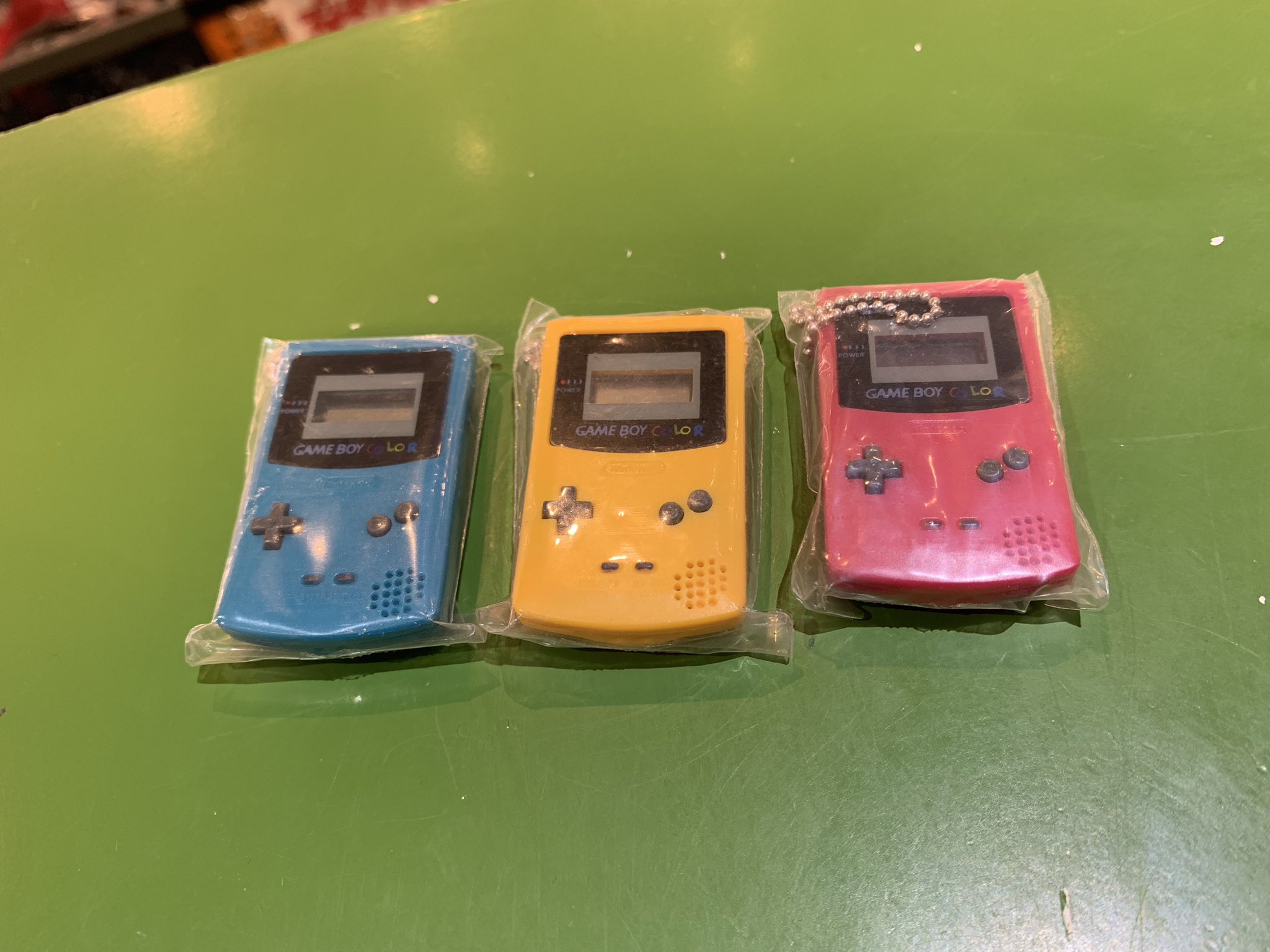 ゲームボーイミクロ　キーホルダー ゲームボーイミクロ キーホルダー ミニチュア ガチャガチャ
