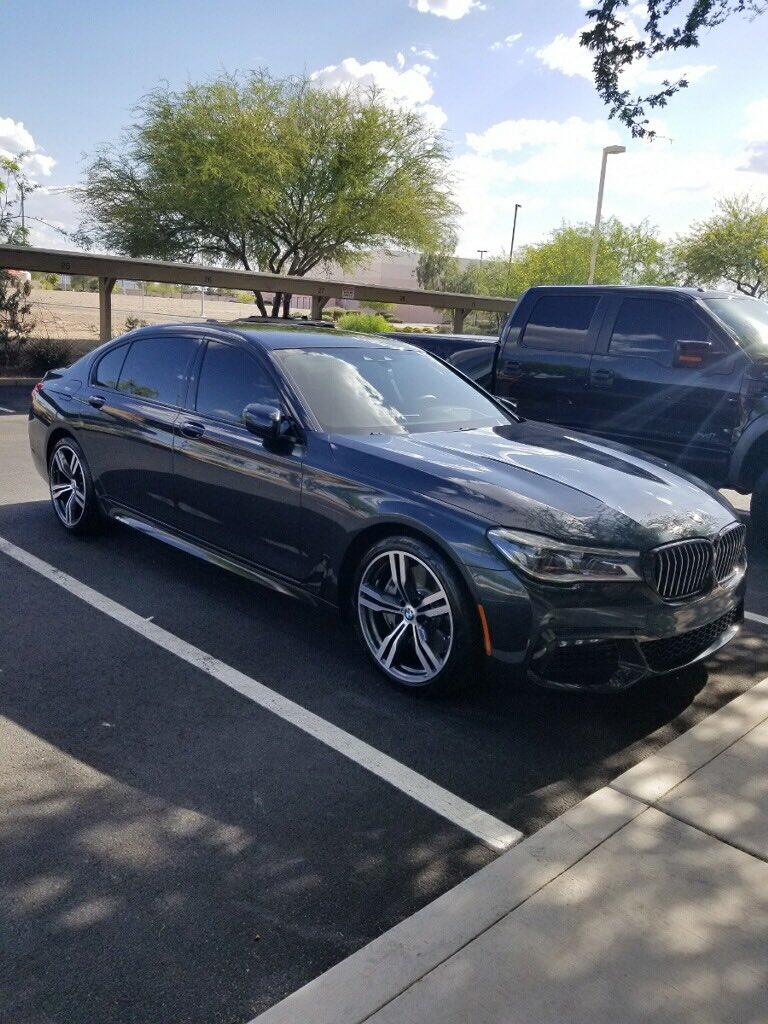 OpenRoadAC's tweet photo. Congrats Jeff! 2019 BMW 750i! #openroad #openroadac #openroadautoconcierge #bmw #bmw750i #singapore #deliveredtoyourdoor https://t.co/6PO3Lw9RK3