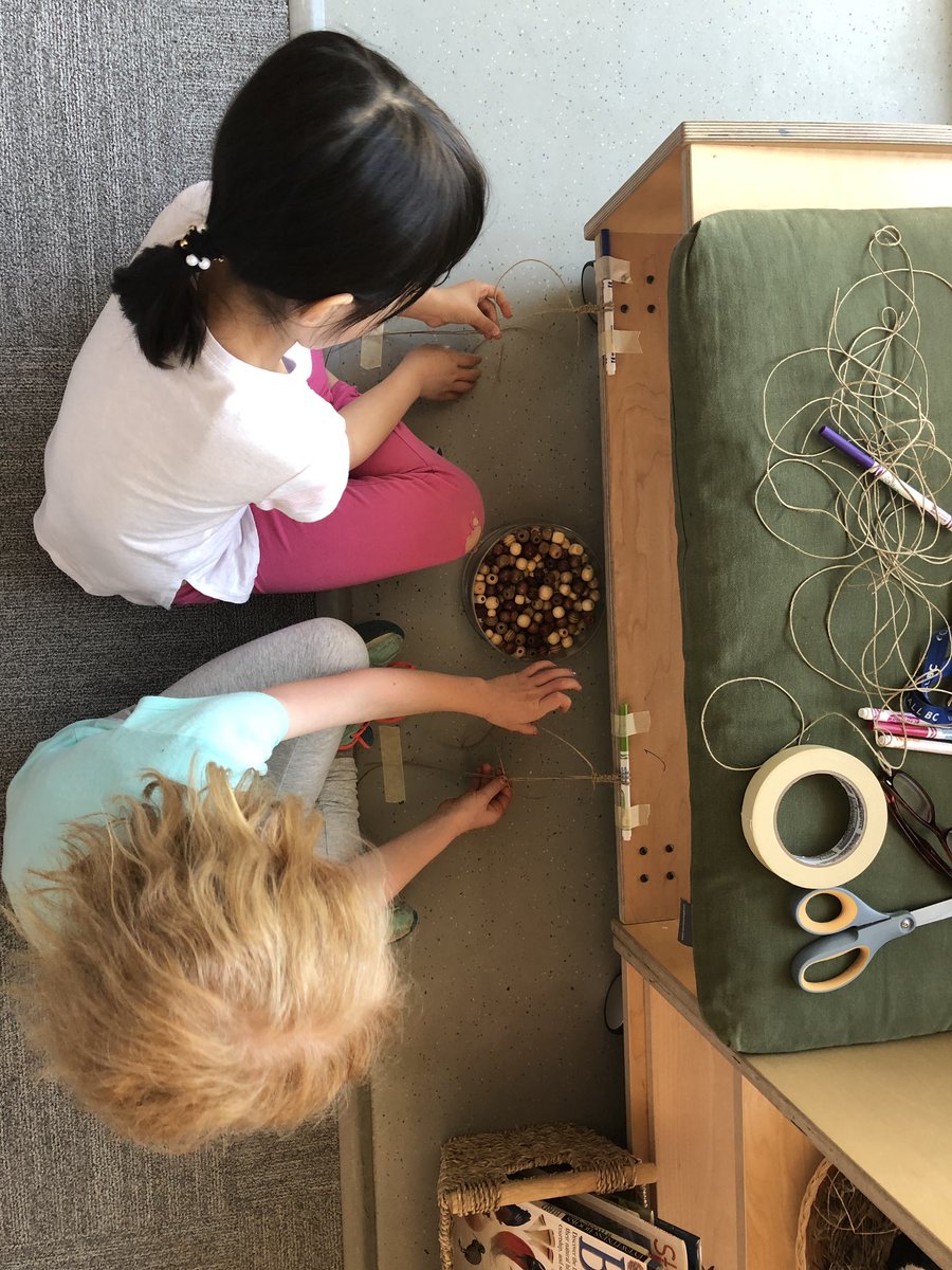 kmac_50's tweet image. Macrame mommas!@RosePointSchool #explorations #whatsoldisnewagain @VSB39