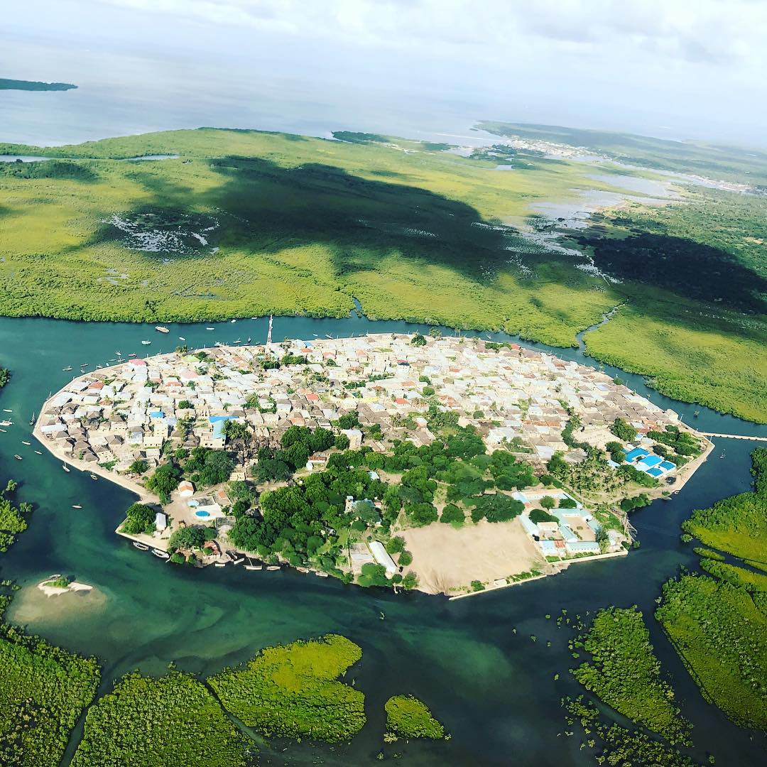 остров сиренузе италия.